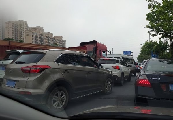 300公里需要多少油费