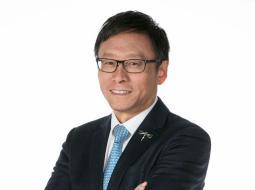 一个蜻蜓的车标是什么车