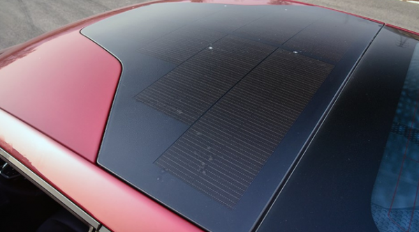 一个蜻蜓的车标是什么车