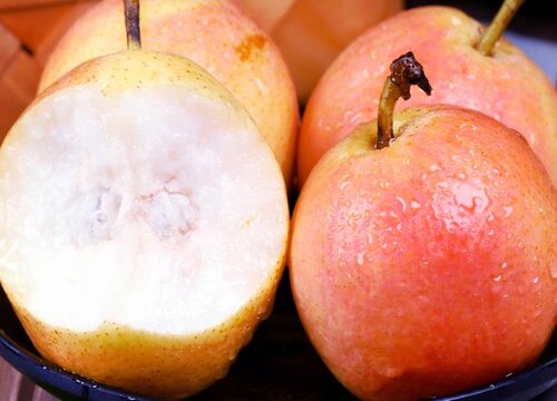 为什么南果梨吃着有白酒味道