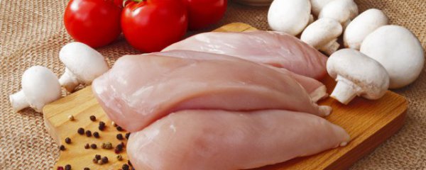 菠菜跟鸡肉可以同时吃吗