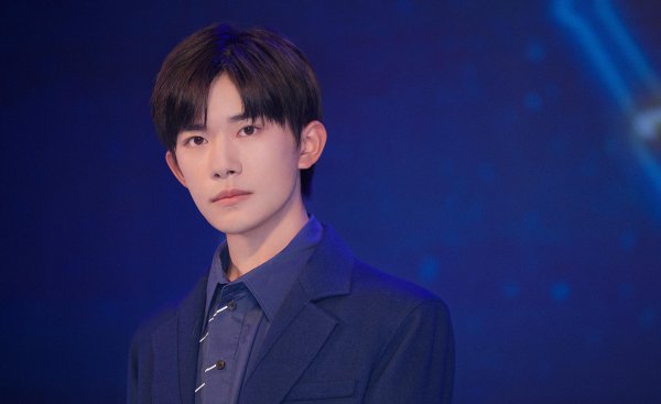 女生喜欢绿色暗示什么特点