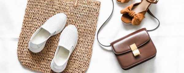 白鞋划痕怎么修复