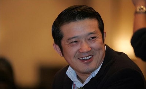 陈东升的简介资料