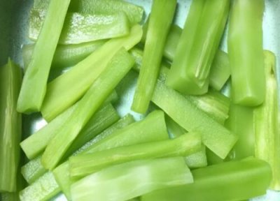 莴笋需要焯水吗 家常清炒莴笋做法一定要焯水吗