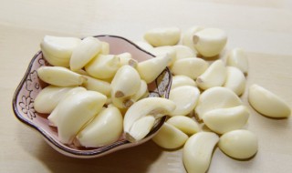 新鲜嫩蒜怎么腌制好吃 新鲜嫩蒜的腌制方法