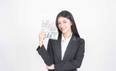 想去银行工作需要什么条件 普通人银行工作的学历要求