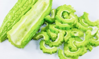 怎样挑选优质苦瓜 挑选优质苦瓜的方法