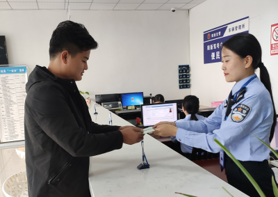 d驾驶证可以开哪种车 驾驶证d证的准驾车型介绍