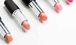 什么颜色口红显皮肤白 显皮肤白的口红色号