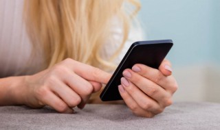 投影仪怎么连接手机 投影仪如何连接手机