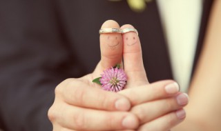 男孩子佩戴什么好 男孩子可以佩戴什么