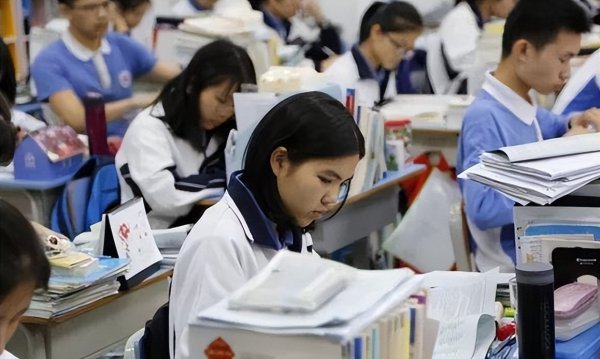 2023年高考时间安排科目