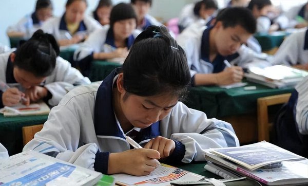 2023年高考时间安排科目