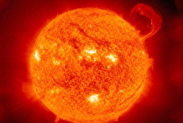 一个地球等于多少个月亮