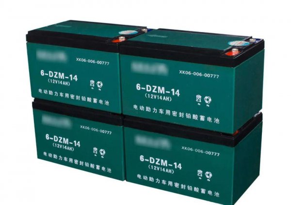 新车电瓶能用几年