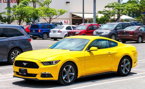 便宜性能好的跑车车型