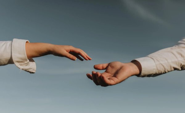 觉得活着没意思对什么事都没有兴趣