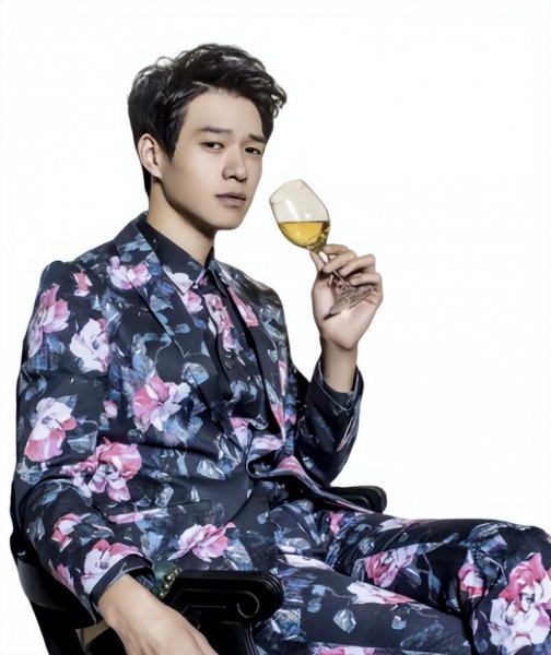 魏大勋个人资料简介及家世