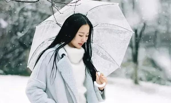 情商特别高的女孩的表现