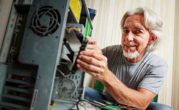 怎么判断电脑是不是硬盘坏了