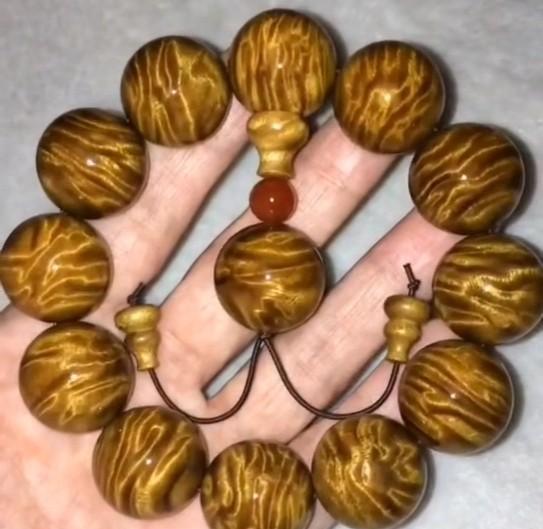 手串什么木材质的好