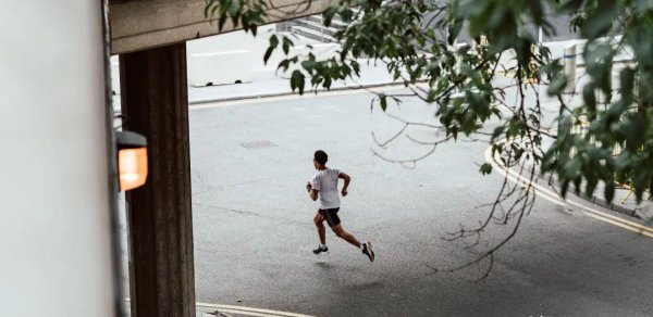 中午跑步好不好