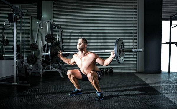 深蹲练的是什么部位