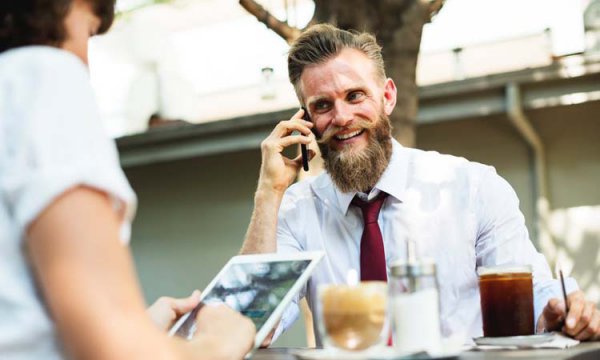 年轻人适合做什么行业