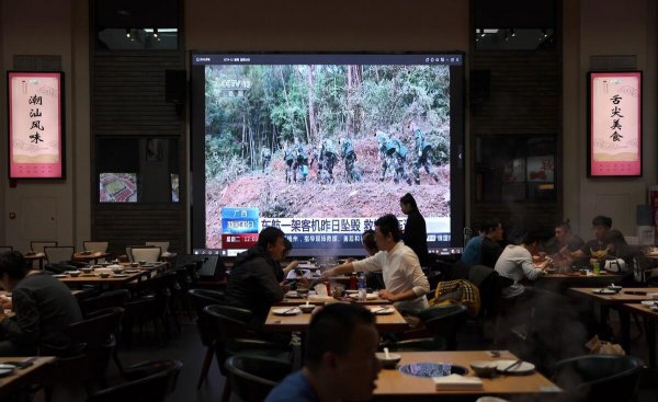 飞机和高铁哪个更安全