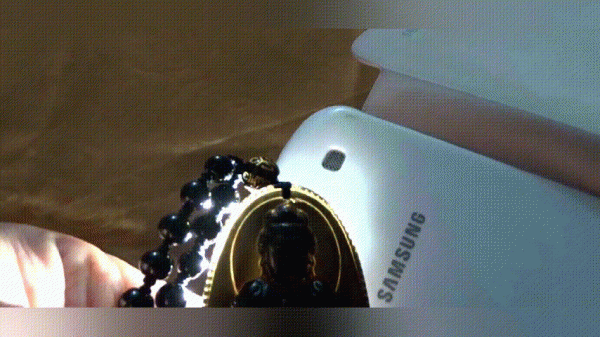 冰种黑曜石和玻璃区别