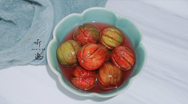 怎么腌制李子又脆又好吃的方法