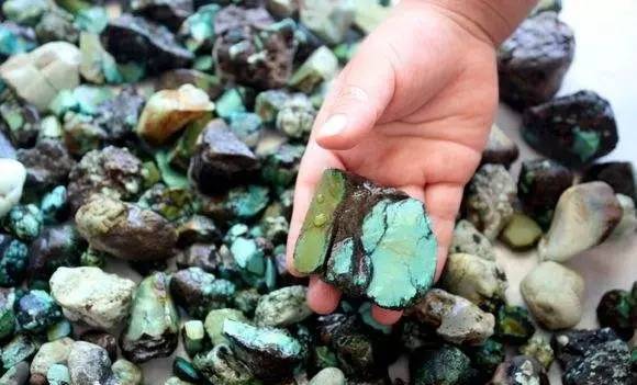 绿松石是什么东西