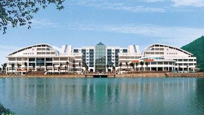 暨南大学是重点名牌大学吗