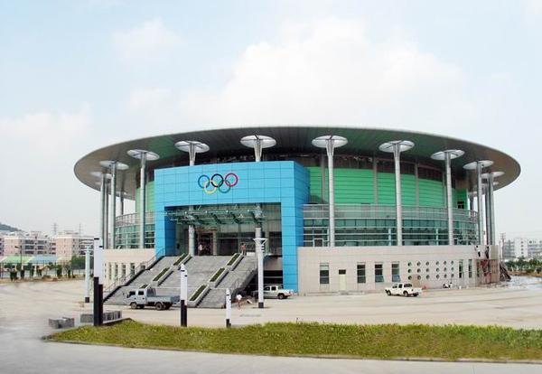 暨南大学是重点名牌大学吗