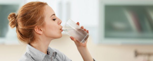 怎样喝盐水减肥