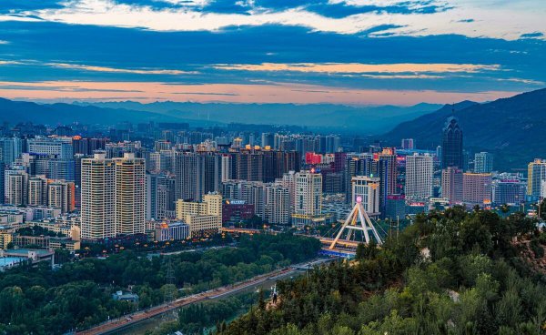 国内避暑胜地有哪些