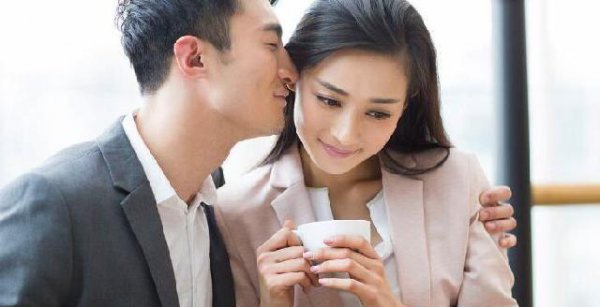 男人对女人又爱又恨说明什么心理