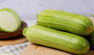 小瓜对人体的危害 吃小瓜的好处与坏处
