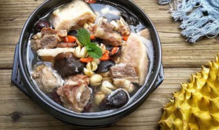 榴莲皮和什么煲汤比较好 榴莲皮和哪些东西煲汤好喝呢