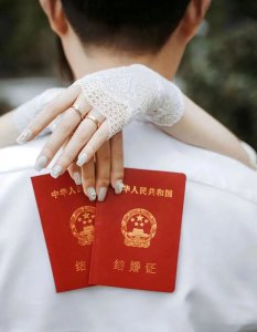 先领证后结婚的弊端 先领证然后再办婚礼会不会吃亏