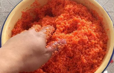 酒米窝料的制作方法和配方 怎么步骤制作酒米窝料来钓鱼
