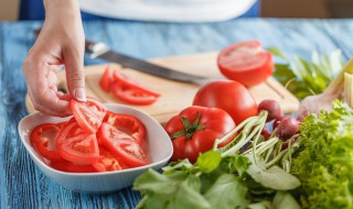 西红柿有黑点还能吃吗 西红柿有黑点还可以吃吗