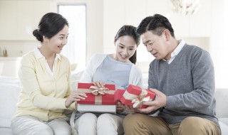 圣诞礼物送给父母什么 圣诞送给父母什么礼物好