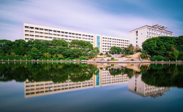 南昌大学是985还是211学校