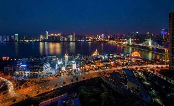 被称为星城是指哪个城市