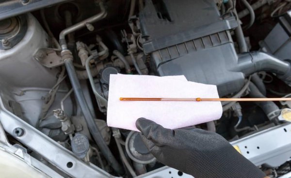 轿车多少公里换机油最好