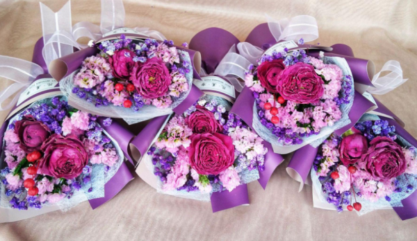 玫瑰花怎么保存成干花不变色