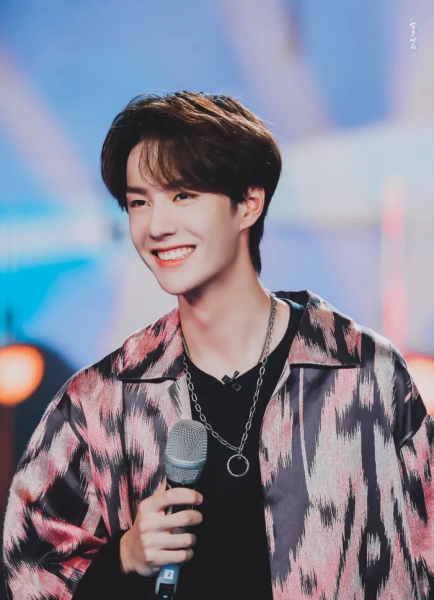 王一博蔚蓝香水是哪一款