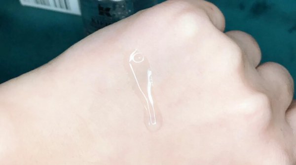 精华水和精华乳怎么使用